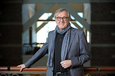 Klaus Schulten.
