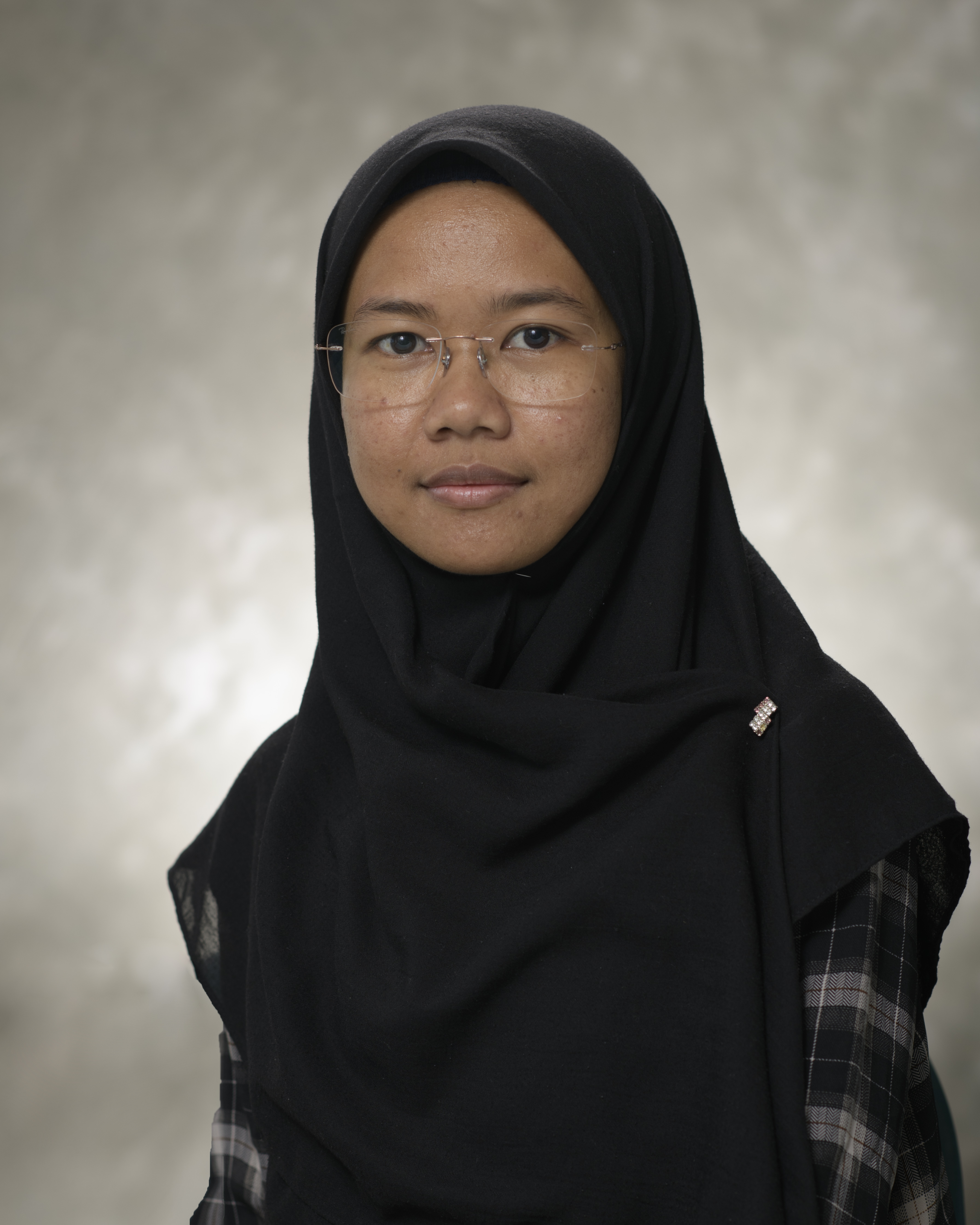 Siti Fauziyah's directory photo.