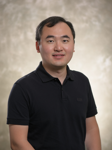 Geng Wang's directory photo.