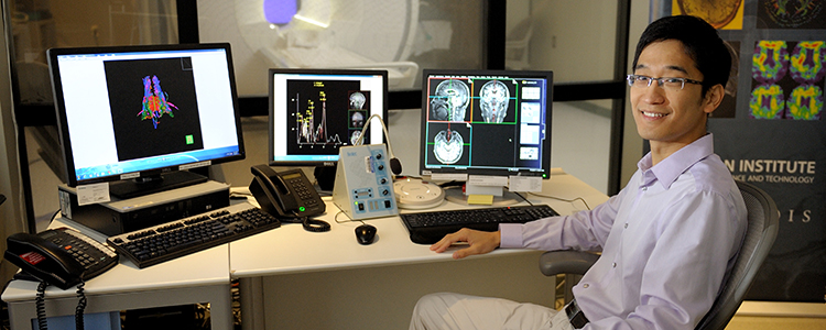 Beckman Institute Postdoctoral Fellow Fan Lam is developing and applying advanced magnetic resonance (MR)-based techniques to more accurately map the molecular information in the brain.