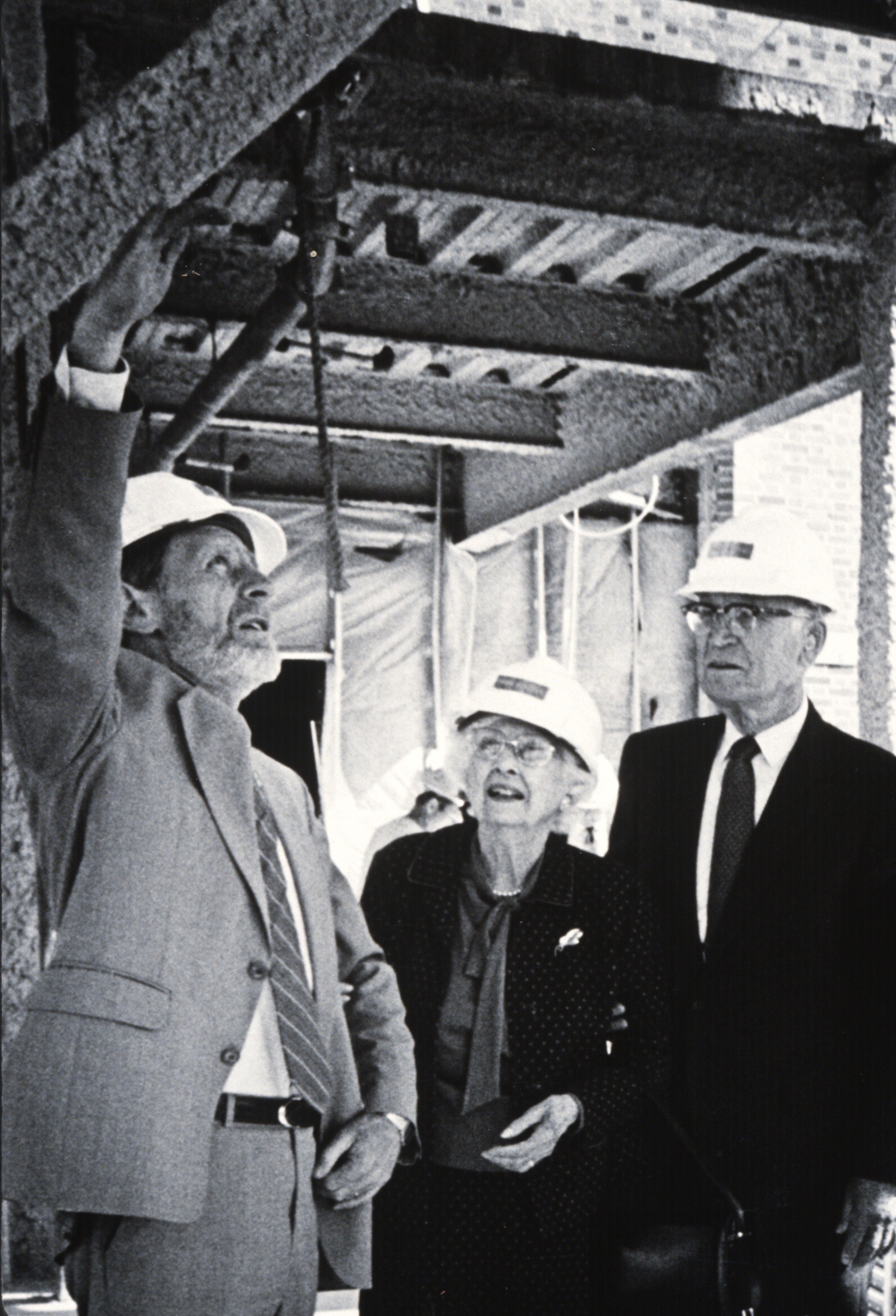 Ted Brown and Arnold and Mabel Beckman visiting the Beckman Institute during its construction.