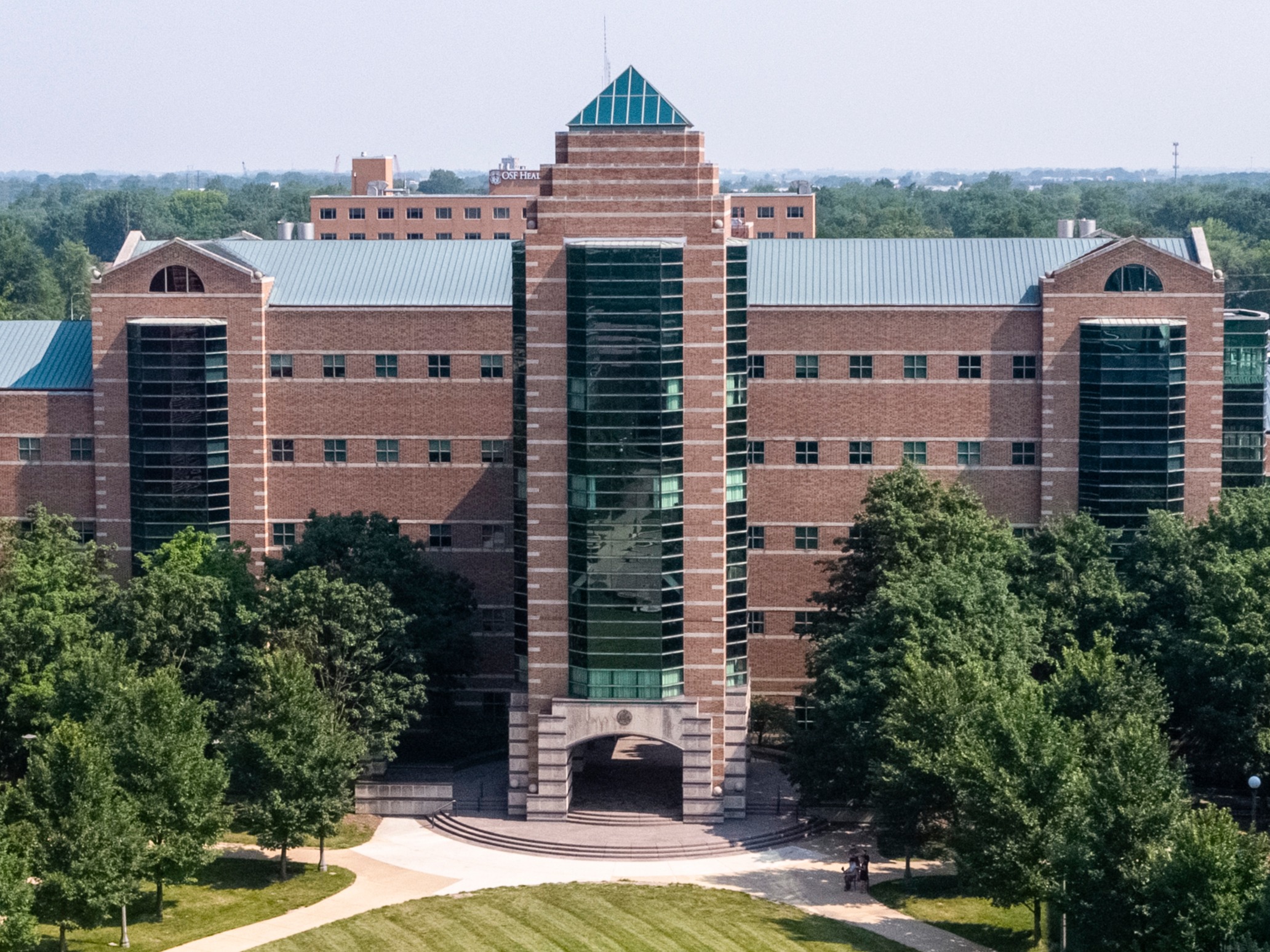 Aerial image of Beckman Institute's south-facing side.