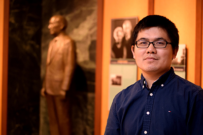 Beckman Institute Postdoctoral Fellow Junlong Geng