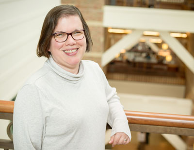  Patty Jones, Beckman’s associate director for research
