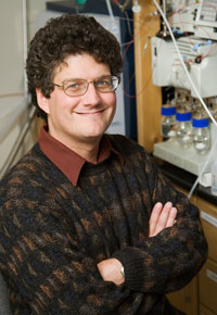 Chemistry professor Jonathan Sweedler
