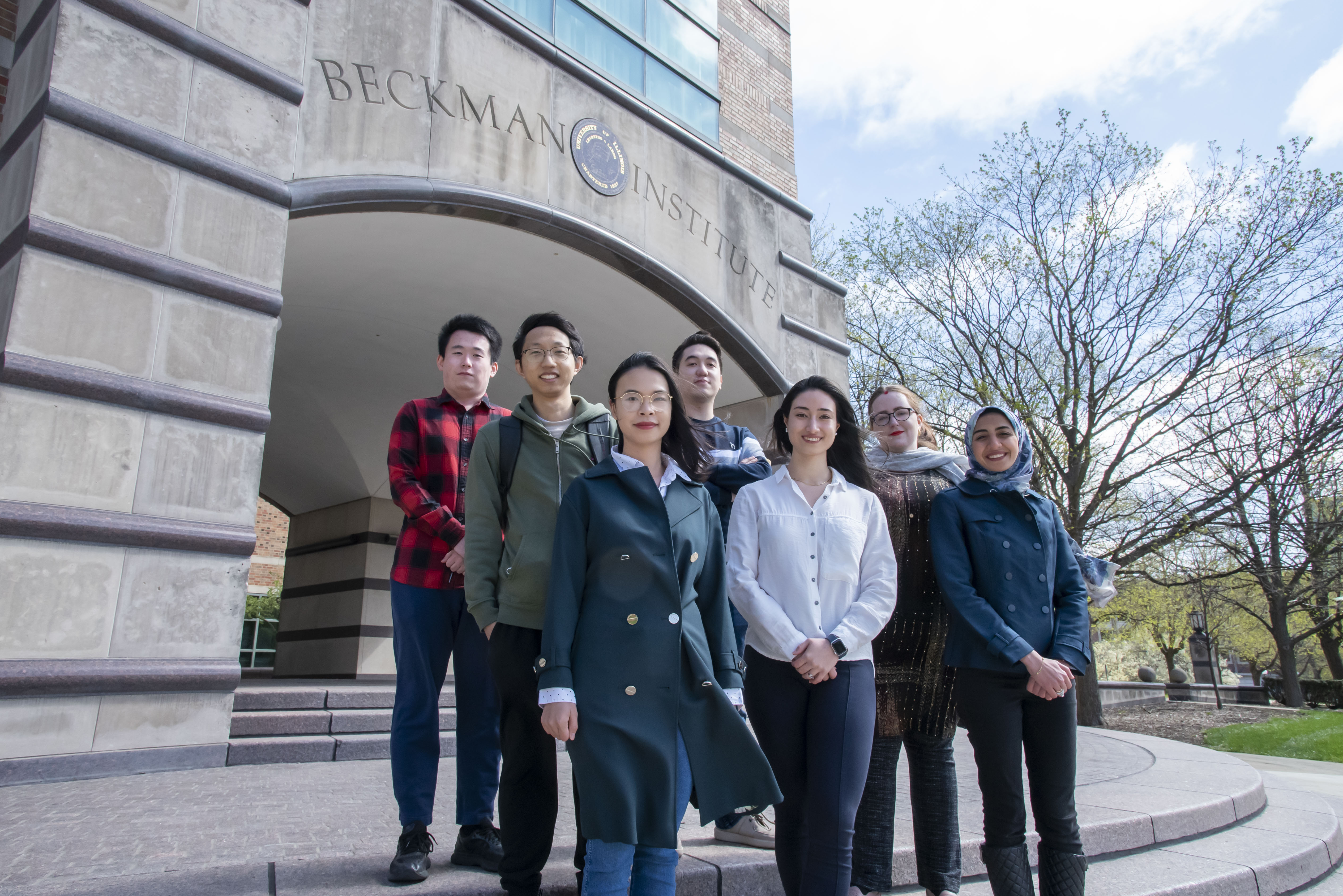 A group photo of the 2022 Beckman Institute Graduate Fellows cohort.