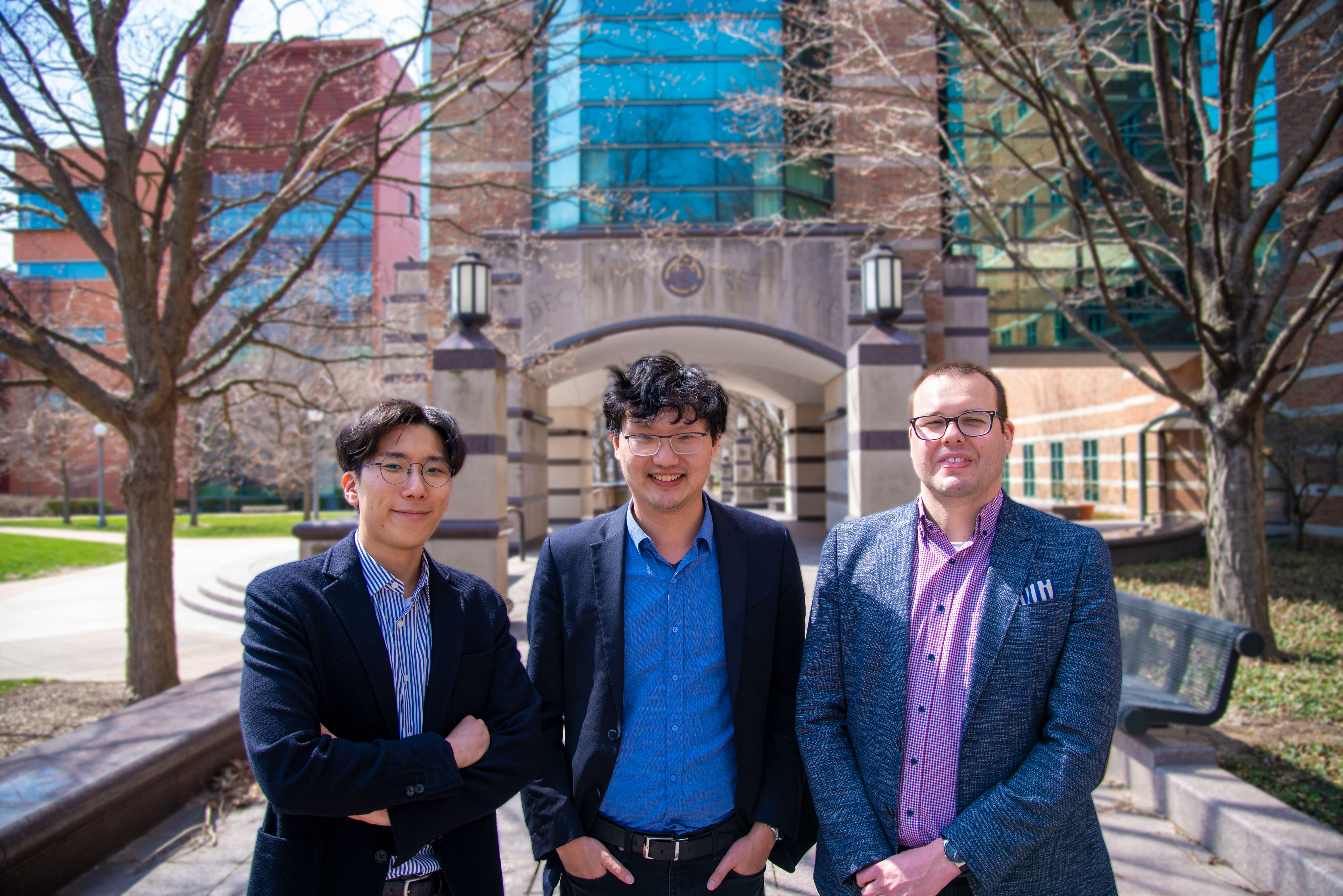 Jemin Jeon, Xiao Su, and Johannes Elbert in front of the Beckman Institute.